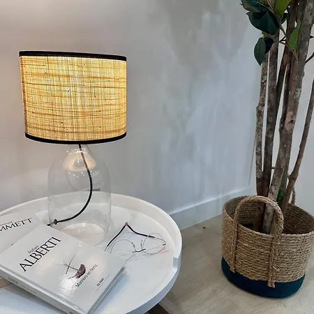 Paseo De La Estacion Apartment *